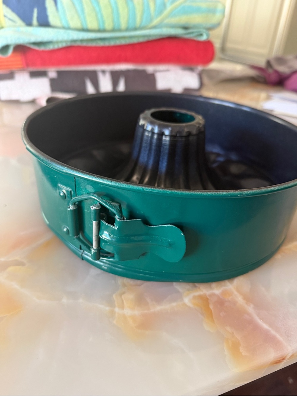 Vintage Green Springform Bundt Cake Pan